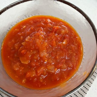 赤くて綺麗！ソルレオーネで作る基本のトマトソース